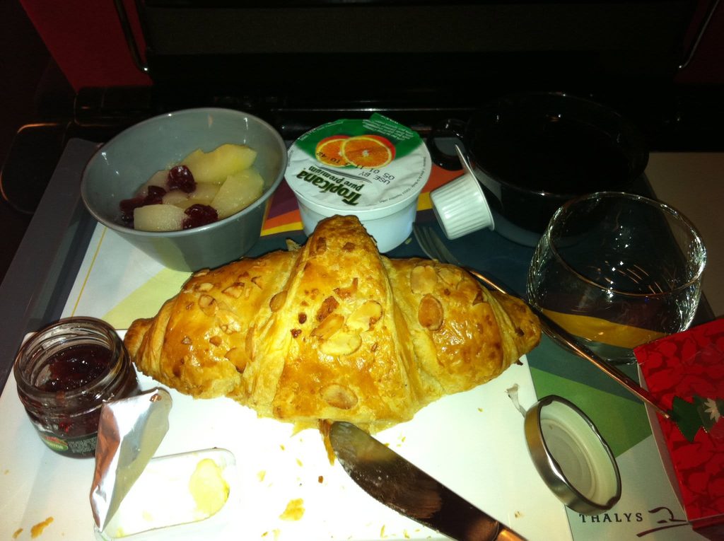First-class Thalys breakfast with croissant, fruit, yoghurt and coffee on the Brussels–Paris route in 2010