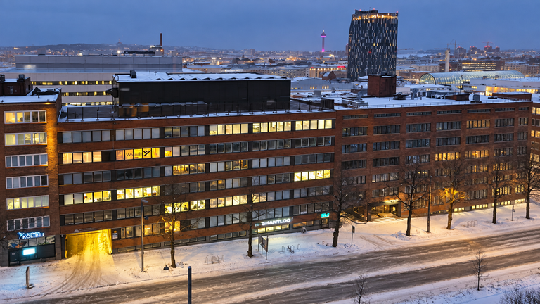 Snowy Tampere cityscape from Courtyard by Marriott Tampere City