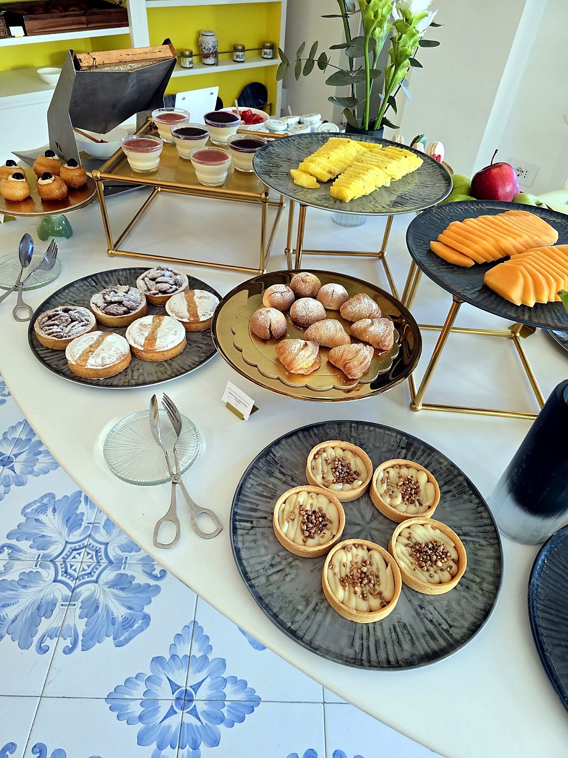 Breakfast at Pazziella Capri