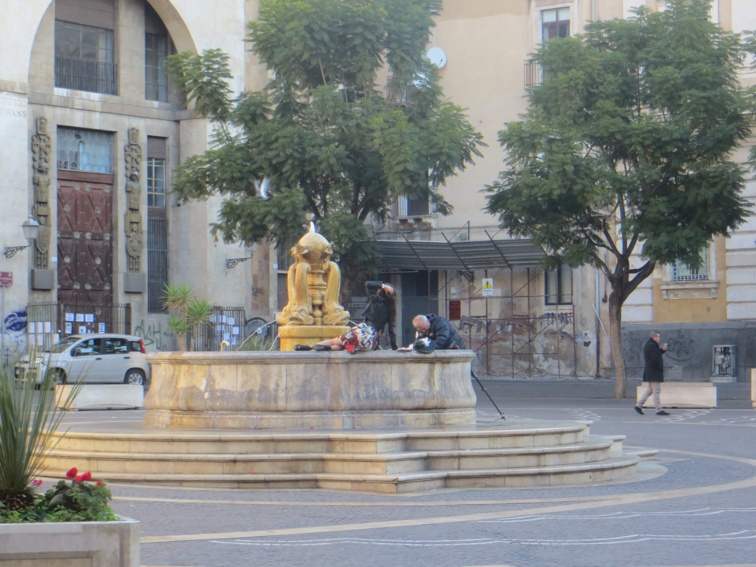 Fontana dei Delfini na trgu Bellini u Cataniji.